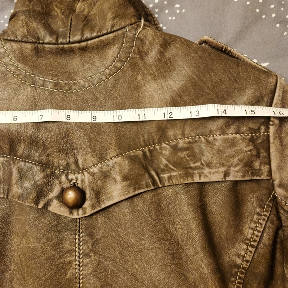 Danier authentic leather jacket - Picture 14 of 14